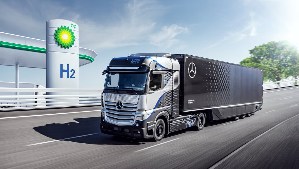 Daimler truck Aktie versucht durch Infrastrukturinvestments aufzuholen.